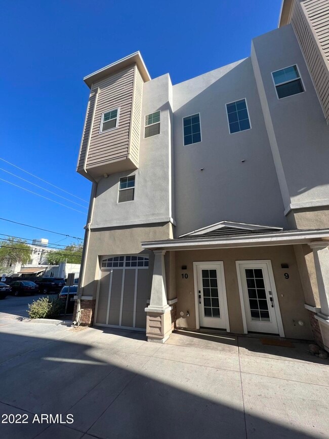 Photo - 615 N 6th Ave