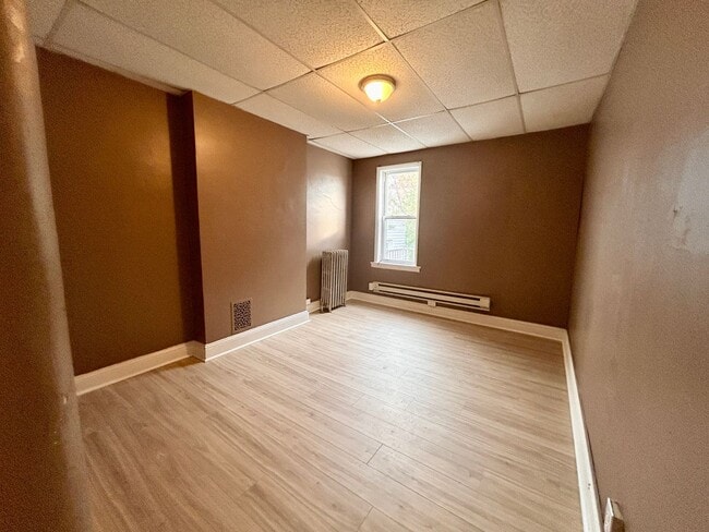 Photo - 212 E Lemon St Unit Apt 4