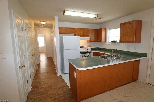 Photo - 2502 Bethabara Rd