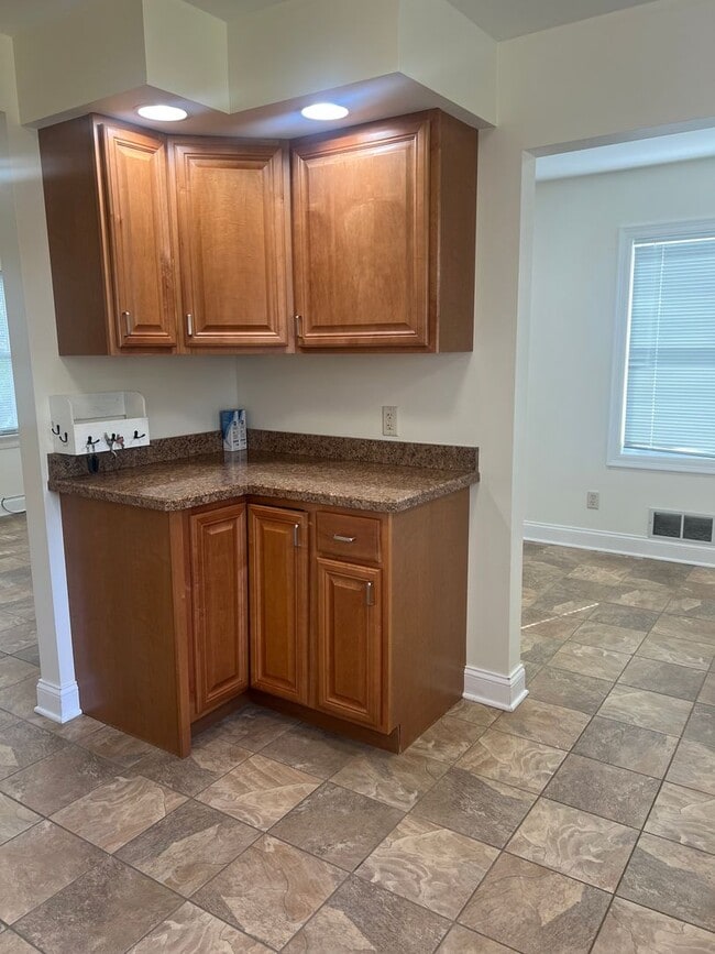 Photo - 155 Lattimore Rd