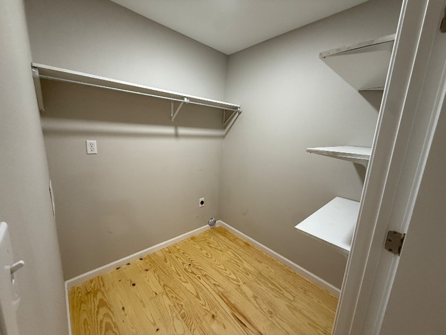 Photo - 80 Redwood Ln