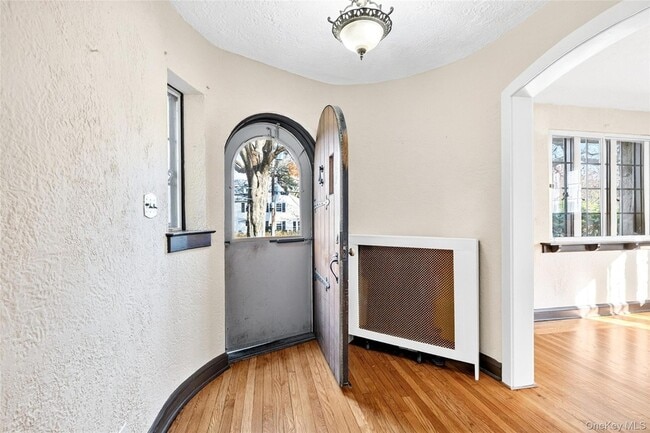 Photo - 5 Seymour Pl