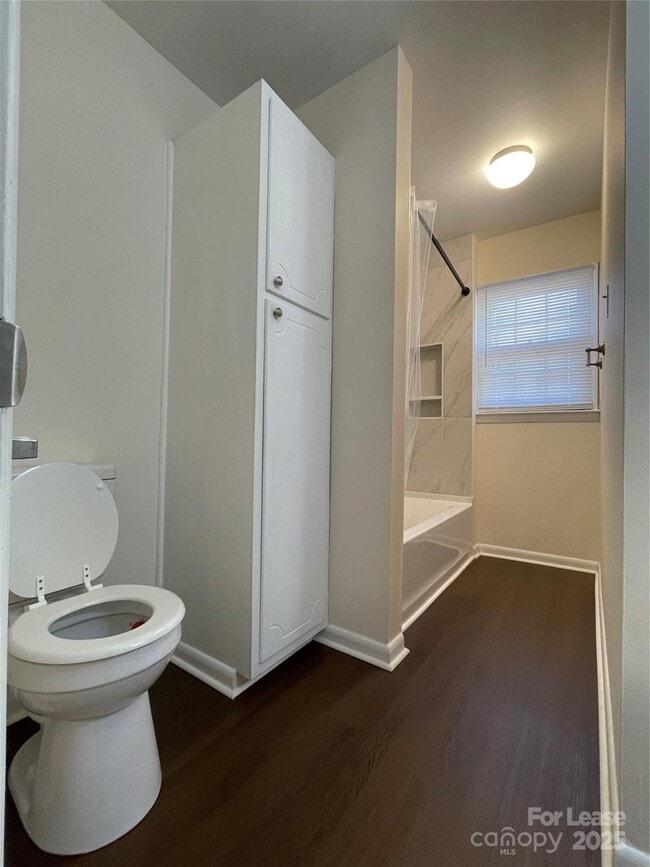 Photo - 4605 Coronado Dr Unit D