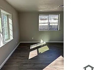 Photo - 212 W Blacklidge Dr