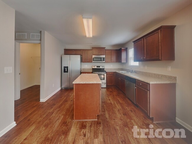 Photo - 104 Shadow Woods Rd