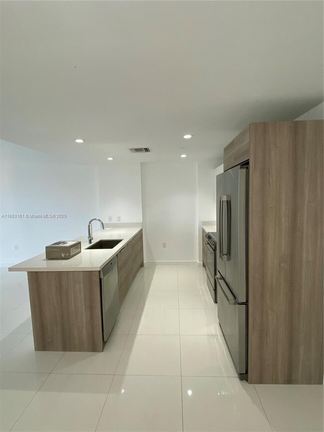 Photo - 9940 W Bay Harbor Dr Unit 4A-N