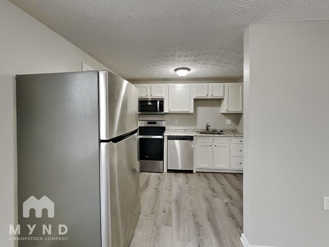 Photo - 3270 Fontaine Rd