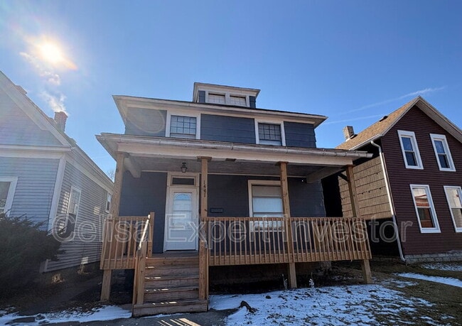 Building Photo - 1441 Wall St