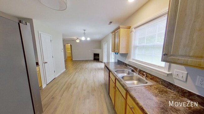Photo - 1517 Everett Springs Dr