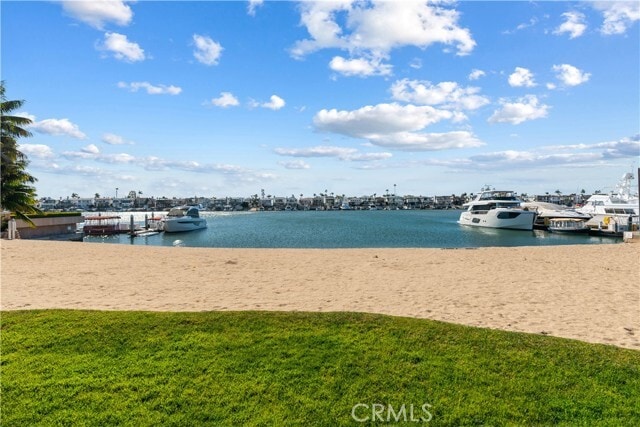 2411 Bayshore Dr