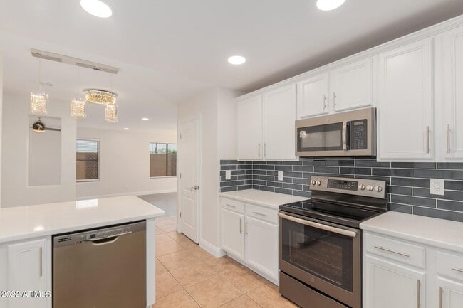 Photo - 3031 E Harrison St