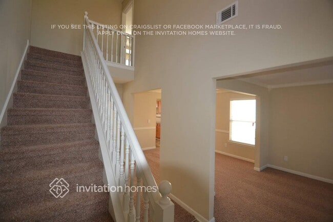 Photo - 4283 Arabian Way SW