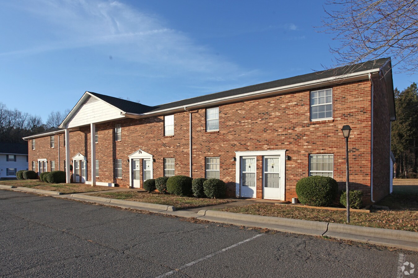 Riverview Townhouses - Riverview Townhouses