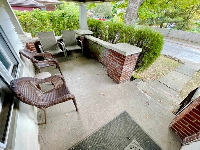 Photo - 720 Paxton Place