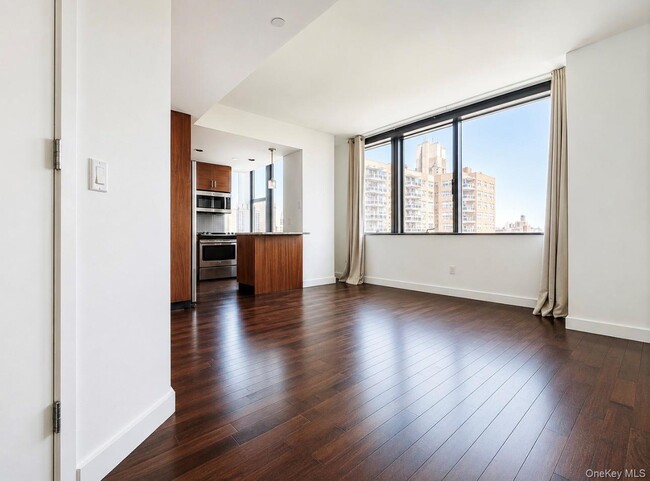 Building Photo - 108-20 71st Ave Unit 7C