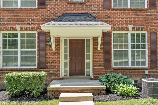 Photo - 41590 Mitchell Rd