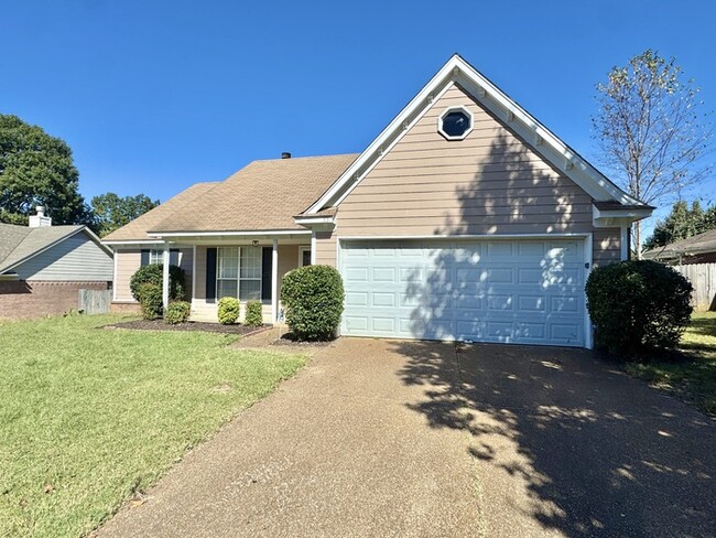 Photo - 55 Oak Ridge Cove