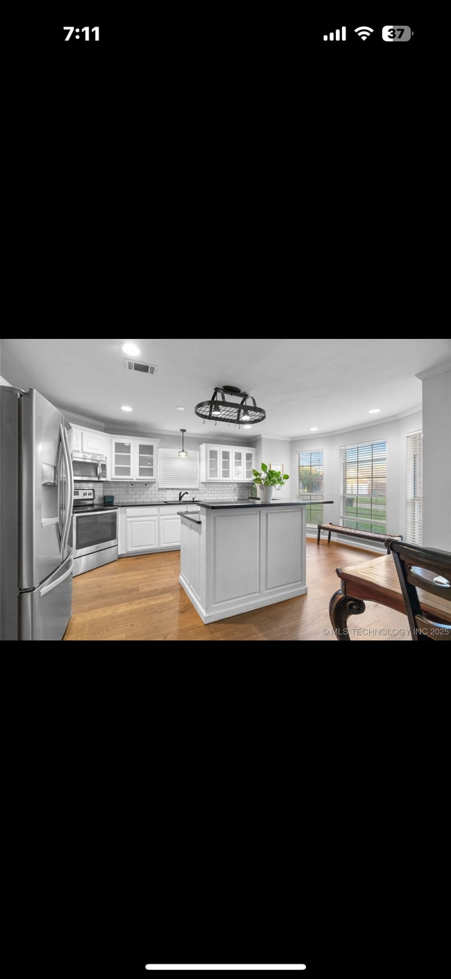 Photo - 3039 Kande Ln