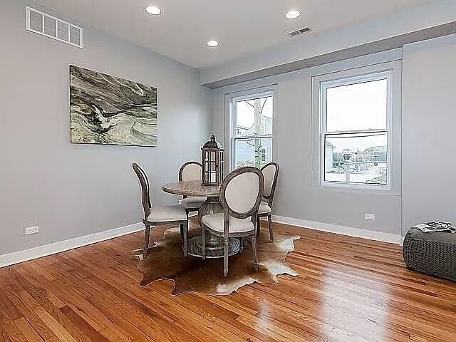 Photo - 2343 W Foster Ave Unit 2