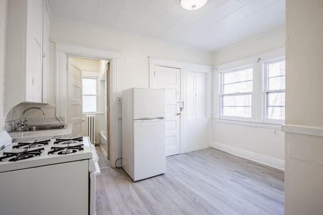 Photo - 3 Sumner Park Unit 2