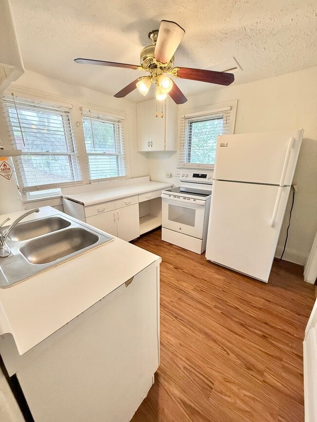 Photo - 122 E Hibiscus Dr Unit 1/2