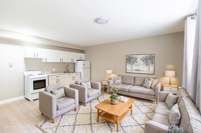 Photo - Elmwood Manor Apartments