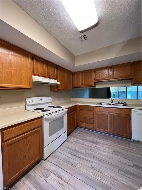 Photo - 4396 Silverleaf Dr