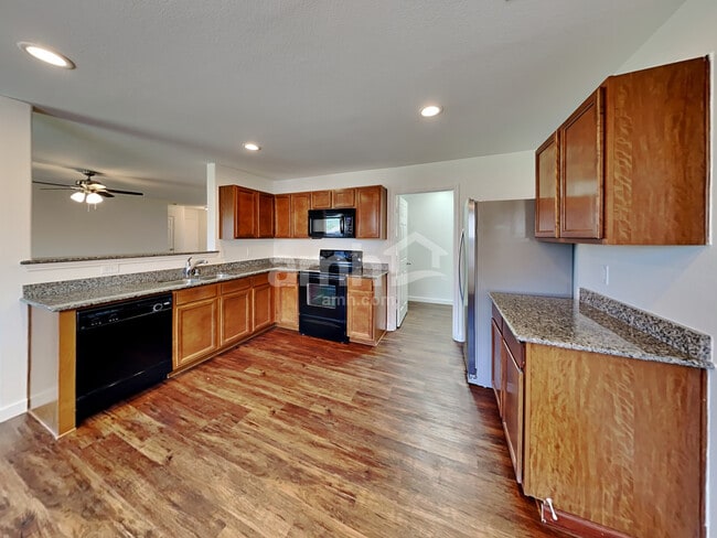 Photo - 803 Windflower Dr