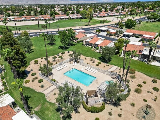 Community Pool and Spa