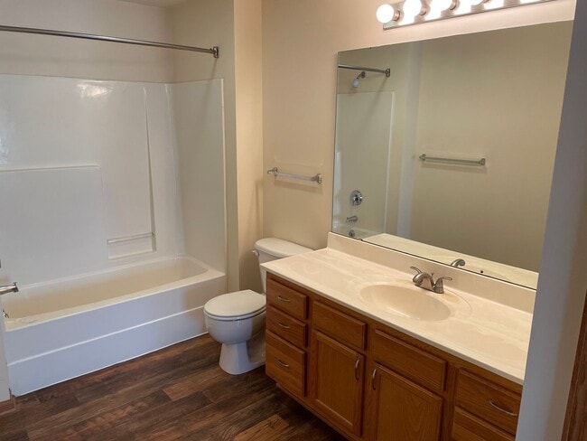 Door Creek Apartments