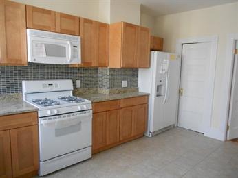 66 Clifford St Unit 2