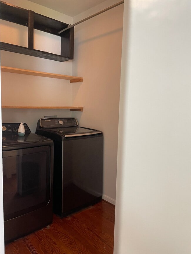 Photo - 3903 Billingsley St