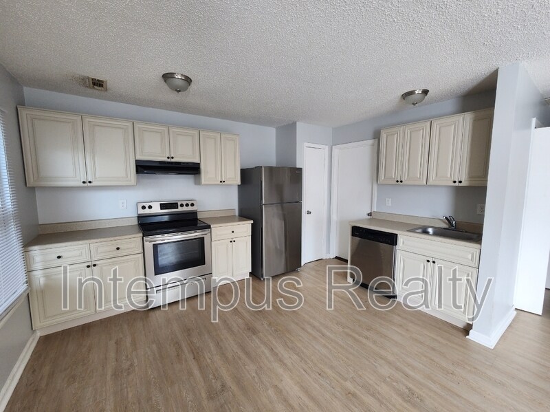 Photo - 1251 Sumner Ave Unidad Apt B6