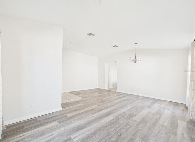 Photo - 5208 SW 39th St