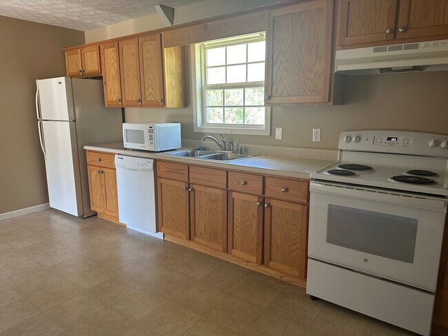 Photo - 404 Catron St