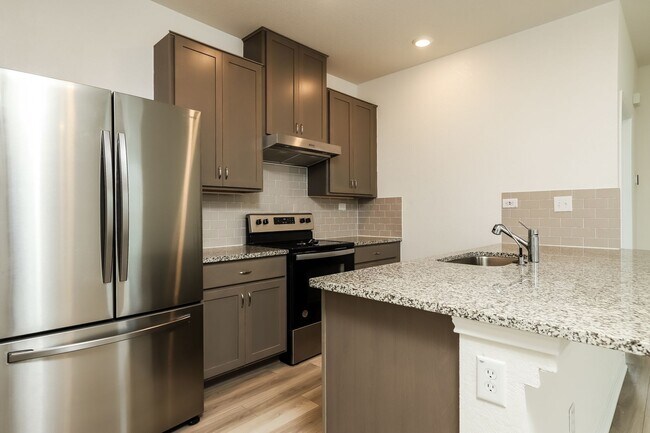 Photo - 4 Bedrooms located off Hwy 90W and Grosenb...