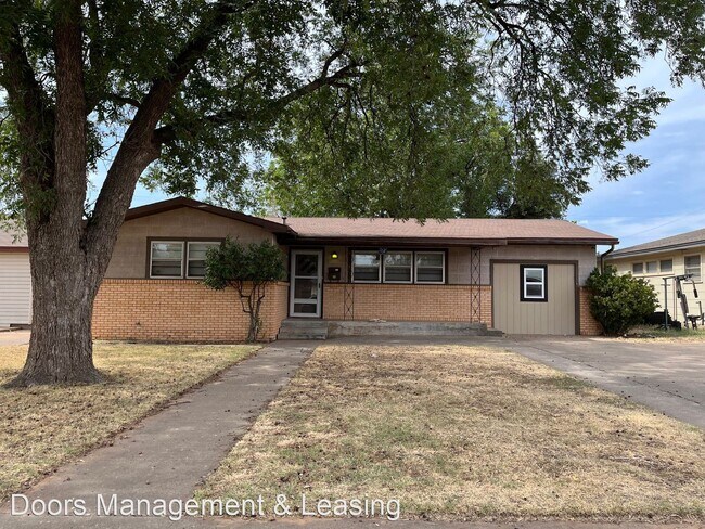 3 br, 2 bath House - 2617 46th Street - 3 br, 2 bath House - 2617 46th Street
