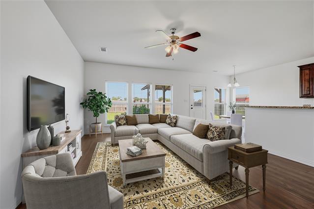 Photo - 1720 Fairway Dr