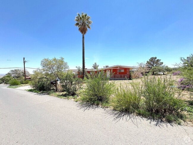 Building Photo - Northeast El Paso 3 bed/2bath in Mountain ... Rental