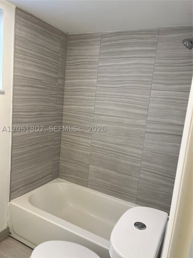 Photo - 901 NW 22nd Pl