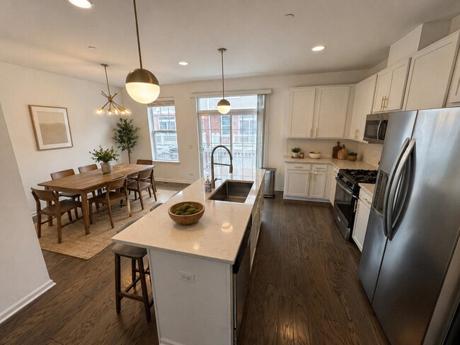 Photo - 6347 Capulina Ave