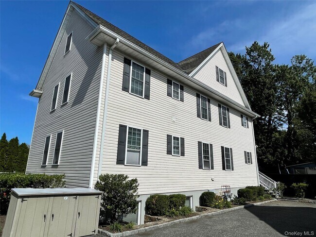 Photo - 30 High St Unit B