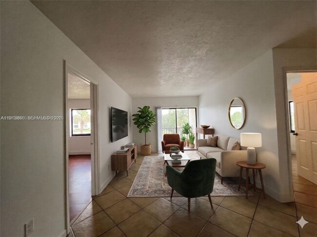 Photo - 3720 N Pine Island Rd Unidad 234
