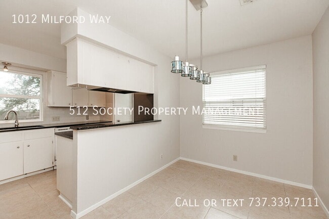 Photo - 1012 Milford Way