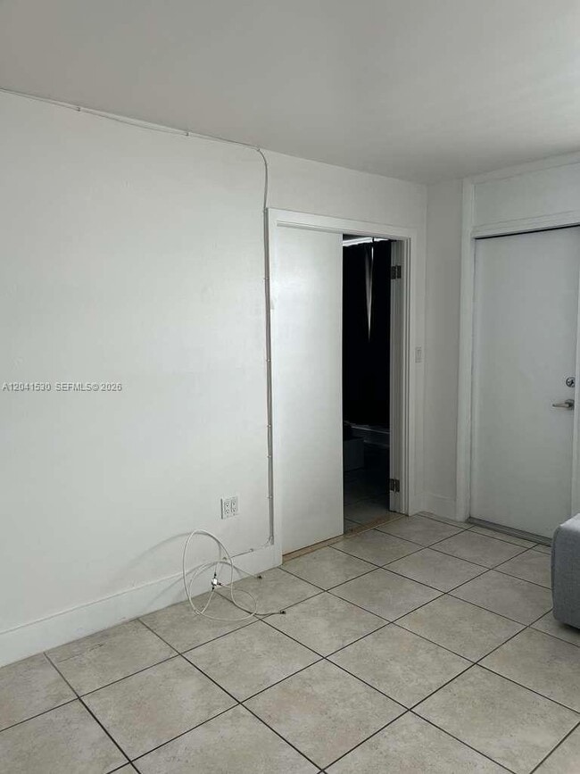 Photo - 2016 Bay Dr Unit 602