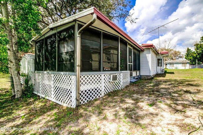 Photo - 9298 Grizzly Bear Ln