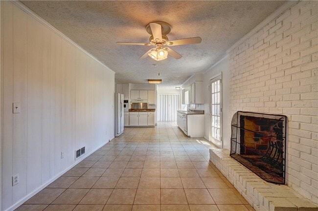 Photo - 2578 Five Forks Trickum Rd SW