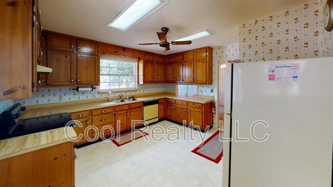 Photo - 1441 Allen Mac Ct