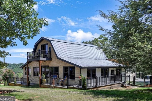 Building Photo - 268 Creek Bank Dr