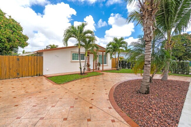 Photo - 6863 SW 21st St